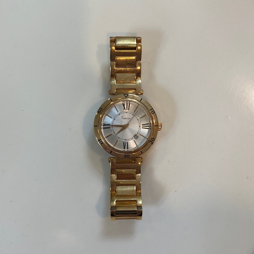 Freelook | Gold Watch with Light Rose Gold Face
